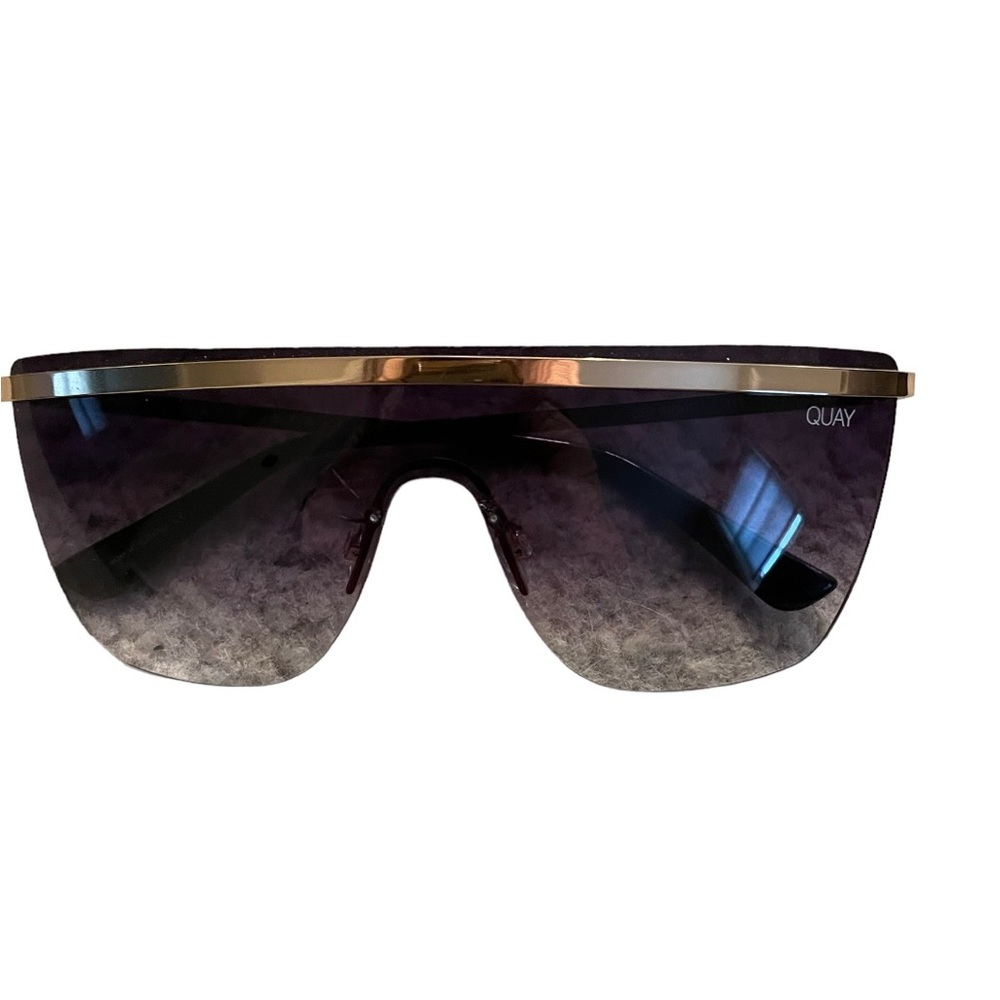 Quay Australia Sunglasses 😎